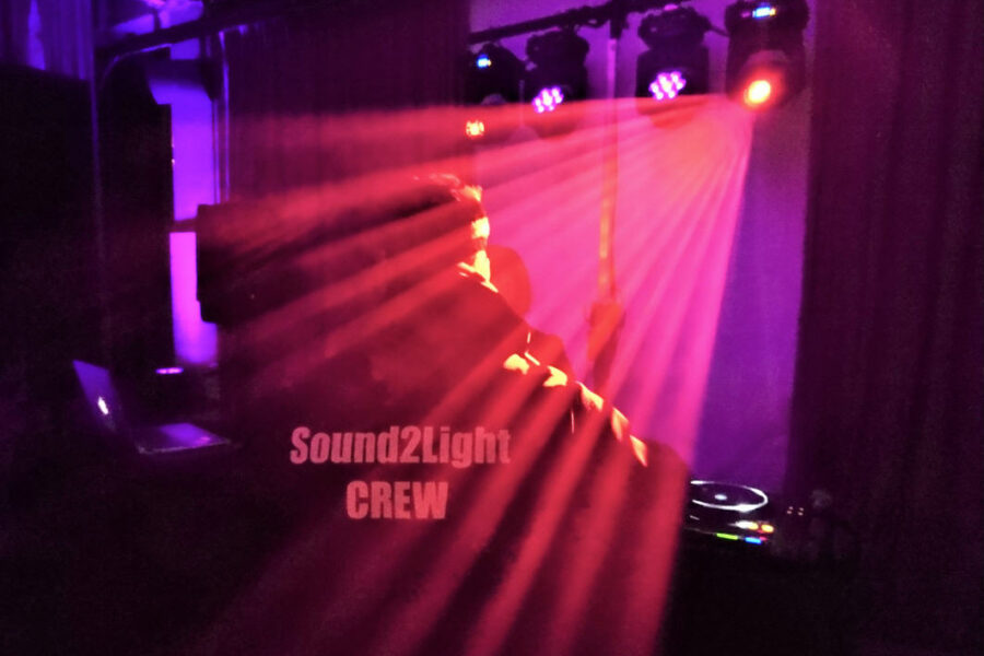 AV Technicus Sound2Light Movingheads Lichtshow feest verlichting