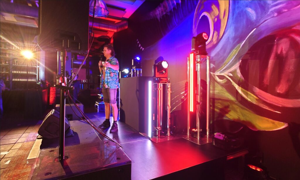 NL Volkszanger boeken inhuren Amsterdam Theaterspot Artiesten stage support