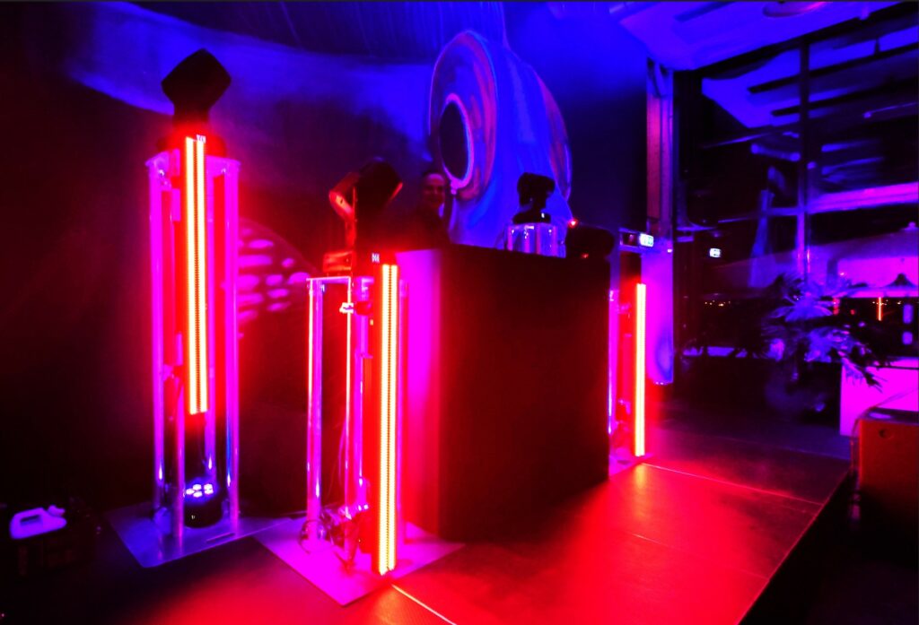 Licht DJ Setup Met 4 Truss Totems lichtshow