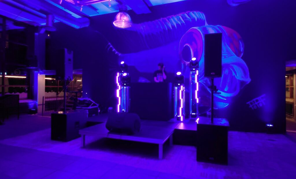 IJkantine Luxe DJ setup Sound2Light