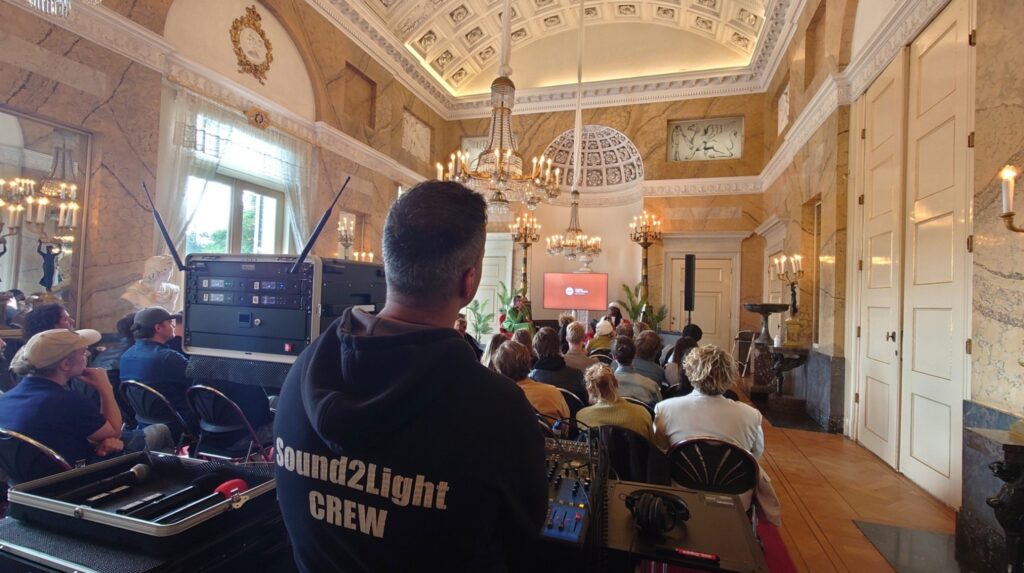 Sound2Light deluxe event service technicus